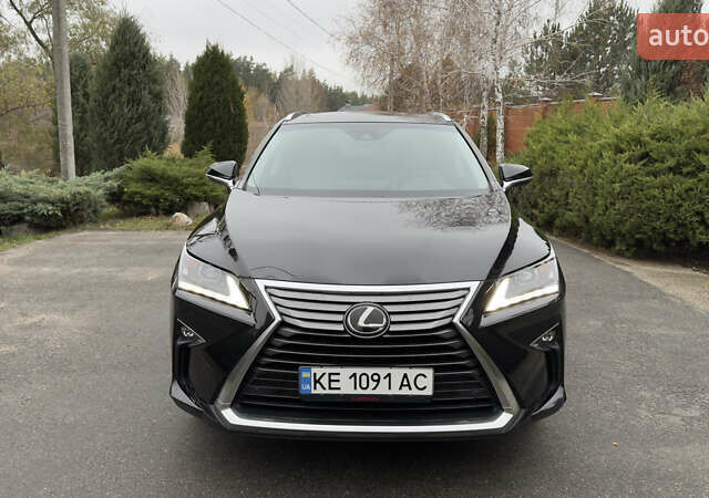 Черный Лексус РХ, объемом двигателя 3.46 л и пробегом 52 тыс. км за 39990 $, фото 1 на Automoto.ua