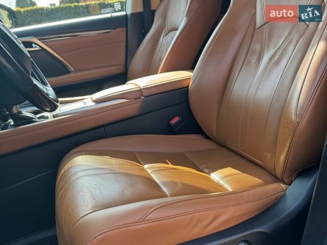 Черный Лексус РХ, объемом двигателя 3.5 л и пробегом 139 тыс. км за 54500 $, фото 17 на Automoto.ua