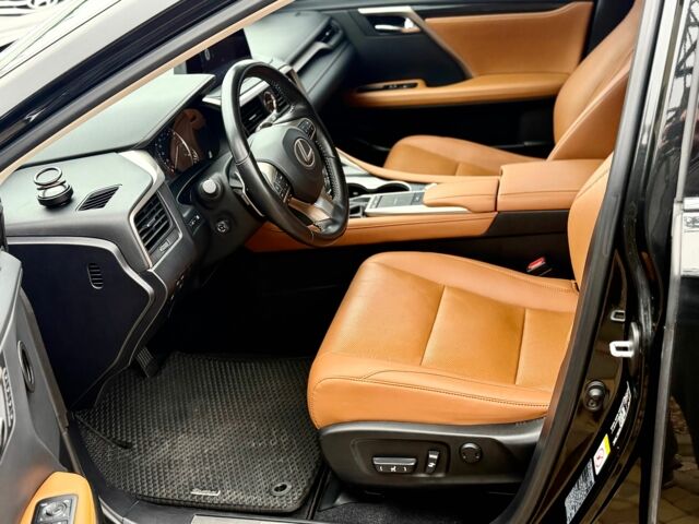 Черный Лексус РХ, объемом двигателя 2 л и пробегом 20 тыс. км за 43777 $, фото 6 на Automoto.ua