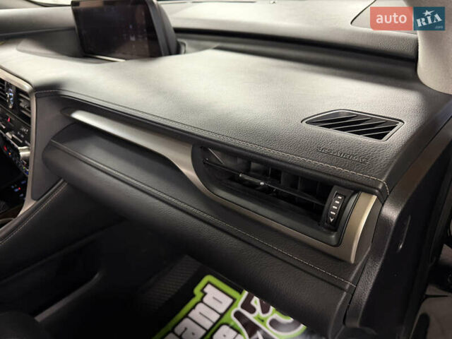 Чорний Лексус РХ, об'ємом двигуна 3.46 л та пробігом 105 тис. км за 33990 $, фото 27 на Automoto.ua
