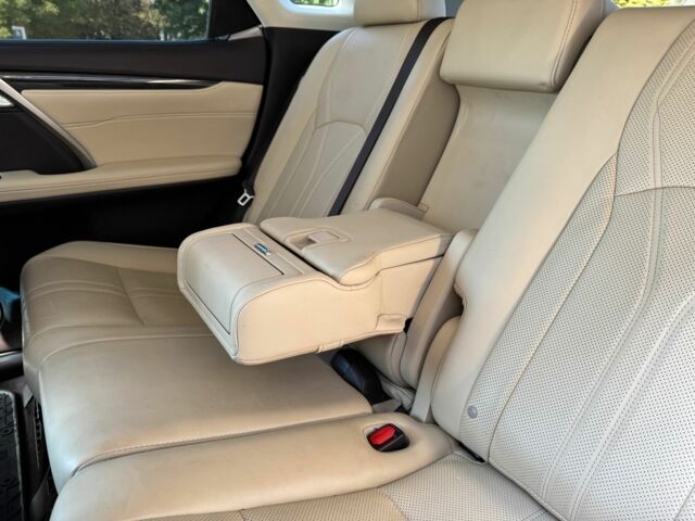 Черный Лексус РХ, объемом двигателя 3.5 л и пробегом 67 тыс. км за 41900 $, фото 12 на Automoto.ua