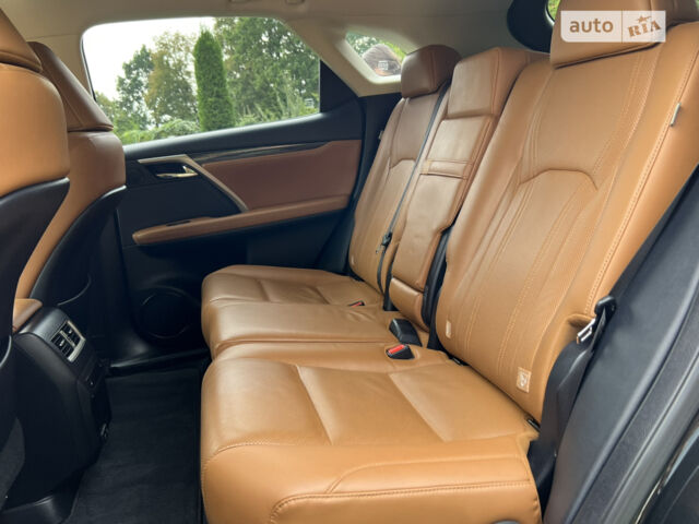 Черный Лексус РХ, объемом двигателя 2 л и пробегом 157 тыс. км за 41750 $, фото 82 на Automoto.ua