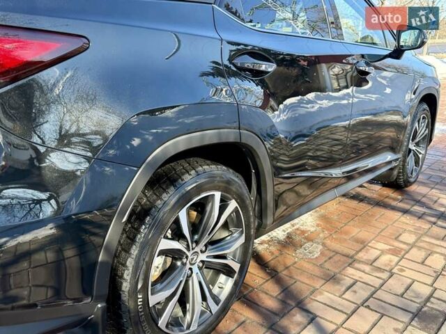 Черный Лексус РХ, объемом двигателя 2 л и пробегом 59 тыс. км за 42950 $, фото 30 на Automoto.ua