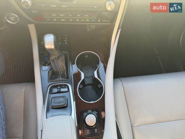 Черный Лексус РХ, объемом двигателя 3.46 л и пробегом 79 тыс. км за 38500 $, фото 10 на Automoto.ua