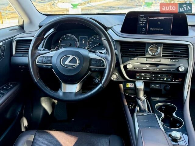 Черный Лексус РХ, объемом двигателя 2 л и пробегом 59 тыс. км за 42950 $, фото 73 на Automoto.ua
