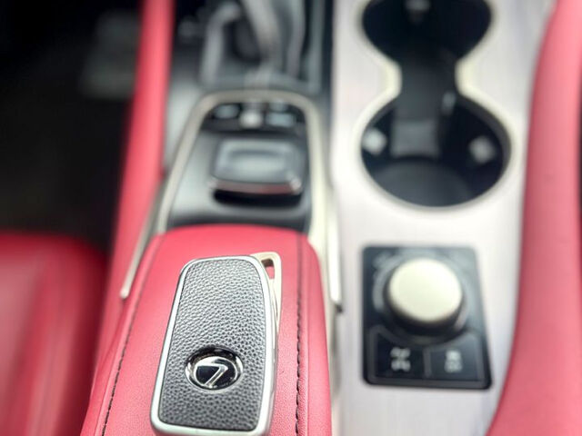 Черный Лексус РХ, объемом двигателя 3.5 л и пробегом 107 тыс. км за 46000 $, фото 6 на Automoto.ua