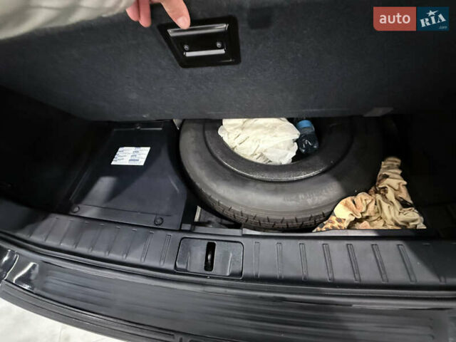 Чорний Лексус РХ, об'ємом двигуна 3.46 л та пробігом 120 тис. км за 42500 $, фото 61 на Automoto.ua