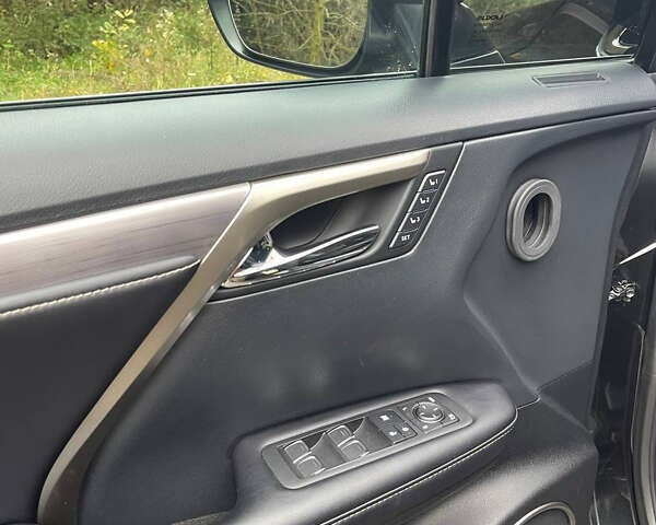 Черный Лексус РХ, объемом двигателя 3.5 л и пробегом 74 тыс. км за 52000 $, фото 38 на Automoto.ua