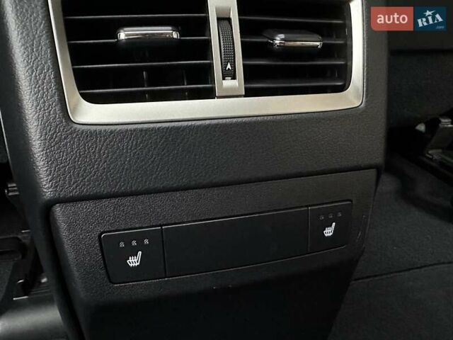 Черный Лексус РХ, объемом двигателя 3.46 л и пробегом 46 тыс. км за 55400 $, фото 77 на Automoto.ua