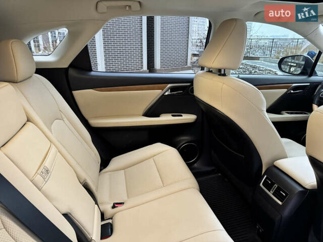 Чорний Лексус РХ, об'ємом двигуна 3.46 л та пробігом 35 тис. км за 49000 $, фото 28 на Automoto.ua