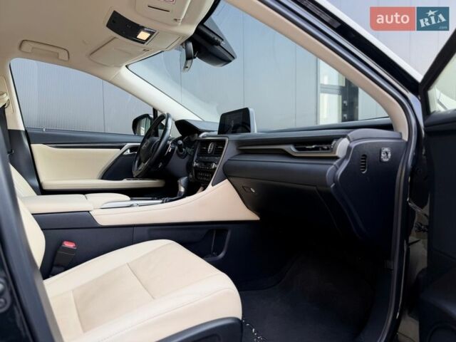 Черный Лексус РХ, объемом двигателя 2 л и пробегом 79 тыс. км за 45400 $, фото 11 на Automoto.ua