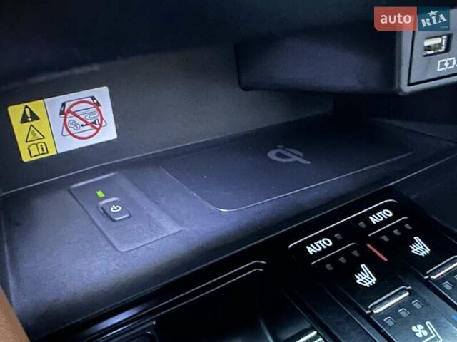 Черный Лексус РХ, объемом двигателя 3.46 л и пробегом 46 тыс. км за 55400 $, фото 56 на Automoto.ua