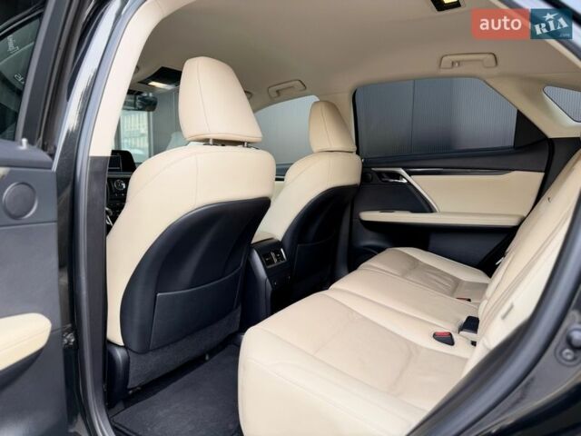 Черный Лексус РХ, объемом двигателя 2 л и пробегом 79 тыс. км за 45400 $, фото 13 на Automoto.ua