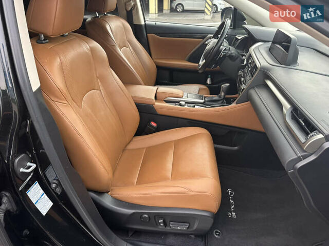 Черный Лексус РХ, объемом двигателя 2 л и пробегом 145 тыс. км за 34000 $, фото 30 на Automoto.ua