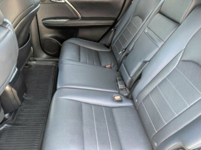 Лексус РХ 2020 в Ивано-Франковске на Automoto.ua Черный Лексус РХ, объемом двигателя 3.5 л и пробегом 31 тыс. км за 15200 $, фото 10 на Automoto.ua