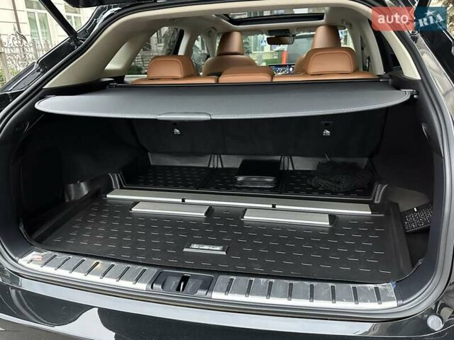 Черный Лексус РХ, объемом двигателя 3.46 л и пробегом 46 тыс. км за 55400 $, фото 87 на Automoto.ua