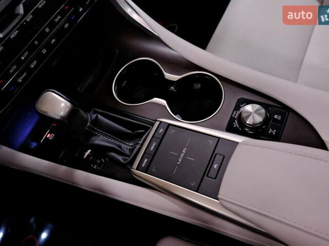 Черный Лексус РХ, объемом двигателя 3.46 л и пробегом 43 тыс. км за 38900 $, фото 33 на Automoto.ua