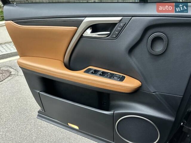 Черный Лексус РХ, объемом двигателя 3.46 л и пробегом 46 тыс. км за 55400 $, фото 32 на Automoto.ua