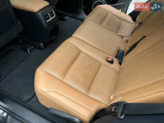 Черный Лексус РХ, объемом двигателя 3.46 л и пробегом 46 тыс. км за 55400 $, фото 75 на Automoto.ua