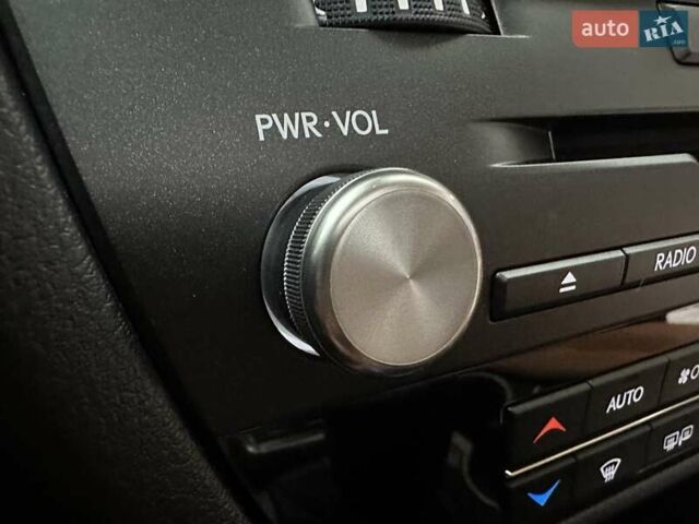 Черный Лексус РХ, объемом двигателя 3.46 л и пробегом 46 тыс. км за 55400 $, фото 58 на Automoto.ua