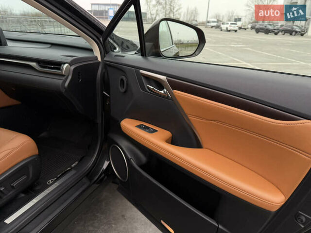 Черный Лексус РХ, объемом двигателя 3.46 л и пробегом 43 тыс. км за 43500 $, фото 20 на Automoto.ua