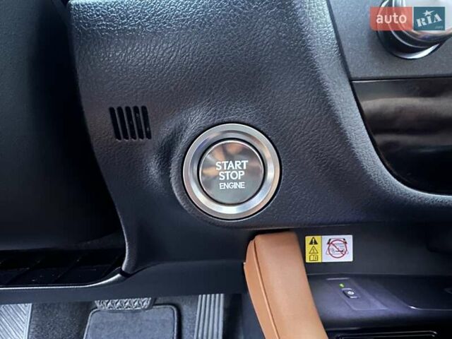 Черный Лексус РХ, объемом двигателя 3.46 л и пробегом 46 тыс. км за 55400 $, фото 43 на Automoto.ua