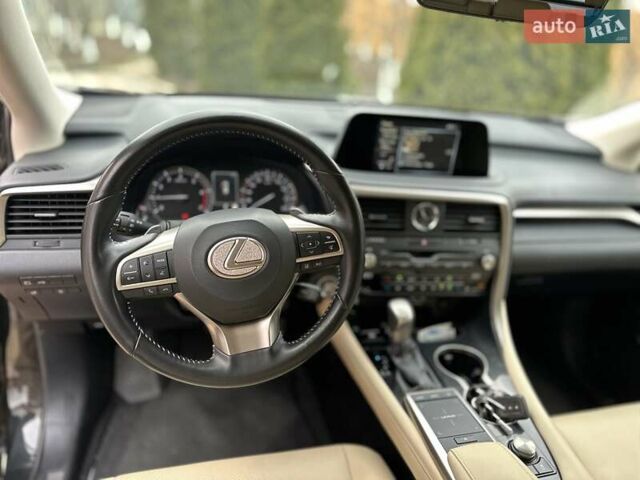 Черный Лексус РХ, объемом двигателя 2 л и пробегом 68 тыс. км за 47000 $, фото 8 на Automoto.ua