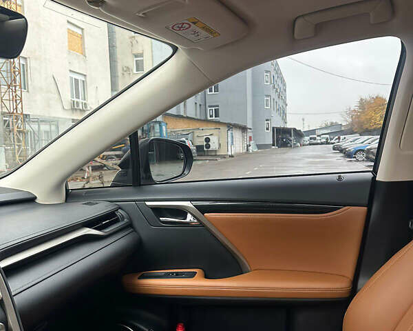 Черный Лексус РХ, объемом двигателя 3.46 л и пробегом 100 тыс. км за 52500 $, фото 5 на Automoto.ua