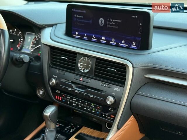 Черный Лексус РХ, объемом двигателя 3.46 л и пробегом 105 тыс. км за 43500 $, фото 19 на Automoto.ua