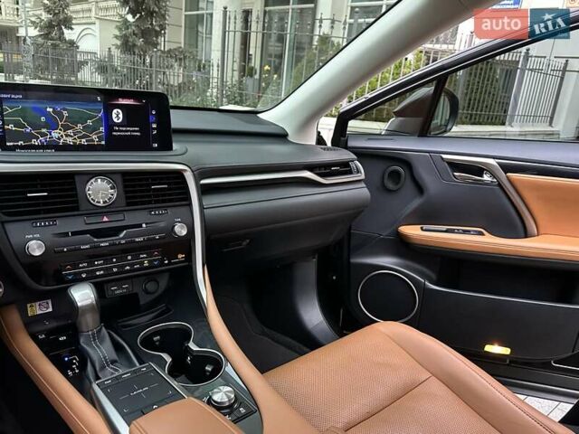 Черный Лексус РХ, объемом двигателя 3.46 л и пробегом 46 тыс. км за 55400 $, фото 61 на Automoto.ua