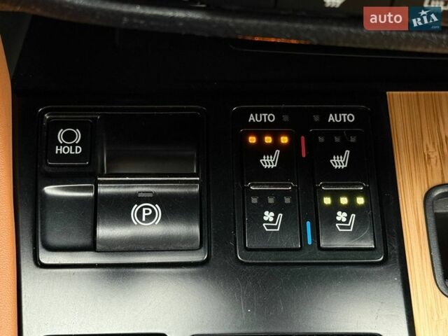 Чорний Лексус РХ, об'ємом двигуна 3.46 л та пробігом 175 тис. км за 39999 $, фото 24 на Automoto.ua