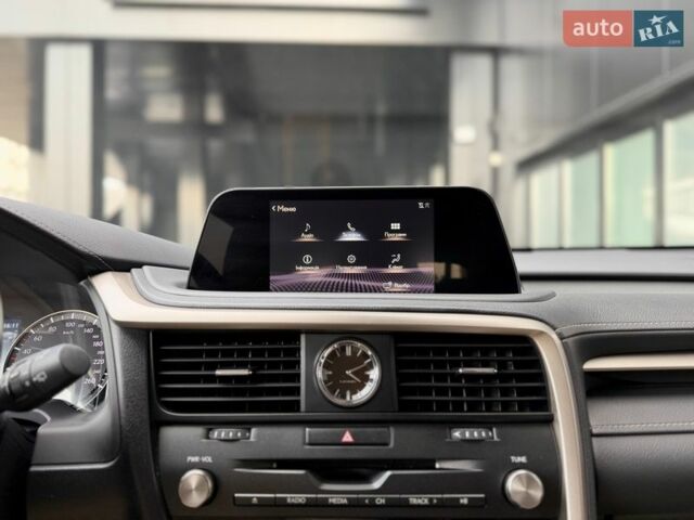 Черный Лексус РХ, объемом двигателя 2 л и пробегом 79 тыс. км за 45400 $, фото 17 на Automoto.ua