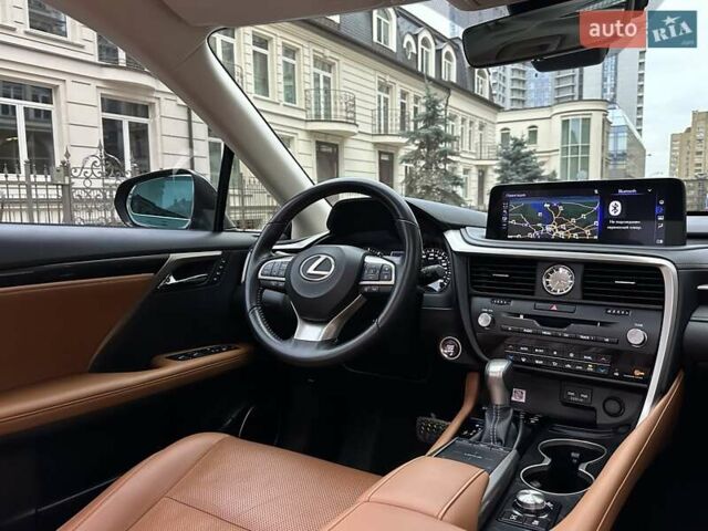 Черный Лексус РХ, объемом двигателя 3.46 л и пробегом 46 тыс. км за 55400 $, фото 72 на Automoto.ua
