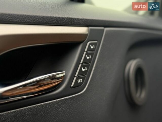 Чорний Лексус РХ, об'ємом двигуна 3.46 л та пробігом 175 тис. км за 39999 $, фото 38 на Automoto.ua