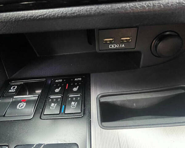 Лексус РХ 2020 в Виннице на Automoto.ua Черный Лексус РХ, объемом двигателя 3.5 л и пробегом 74 тыс. км за 55000 $, фото 45 на Automoto.ua