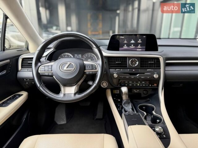 Черный Лексус РХ, объемом двигателя 2 л и пробегом 79 тыс. км за 45400 $, фото 14 на Automoto.ua