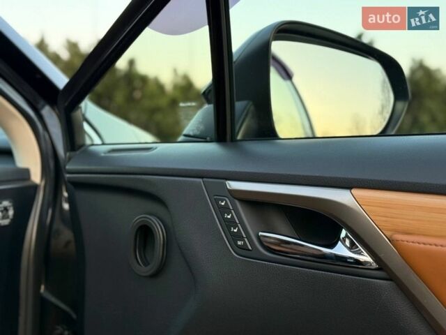 Черный Лексус РХ, объемом двигателя 3.46 л и пробегом 105 тыс. км за 43500 $, фото 20 на Automoto.ua