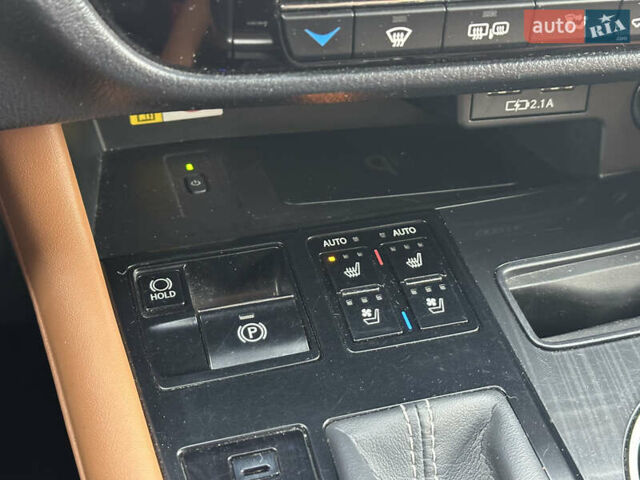 Чорний Лексус РХ, об'ємом двигуна 2 л та пробігом 145 тис. км за 37000 $, фото 43 на Automoto.ua