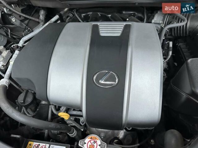 Черный Лексус РХ, объемом двигателя 3.46 л и пробегом 46 тыс. км за 55400 $, фото 94 на Automoto.ua