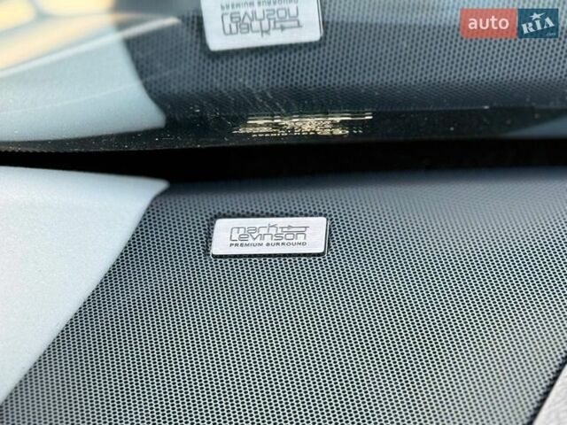 Черный Лексус РХ, объемом двигателя 3.46 л и пробегом 105 тыс. км за 43500 $, фото 28 на Automoto.ua