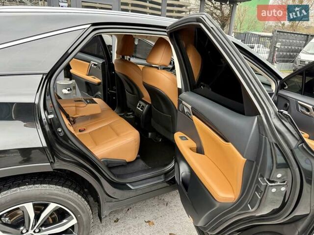 Черный Лексус РХ, объемом двигателя 2 л и пробегом 60 тыс. км за 46900 $, фото 40 на Automoto.ua