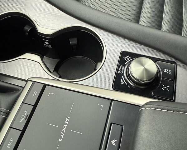 Чорний Лексус РХ, об'ємом двигуна 3.46 л та пробігом 47 тис. км за 44700 $, фото 80 на Automoto.ua