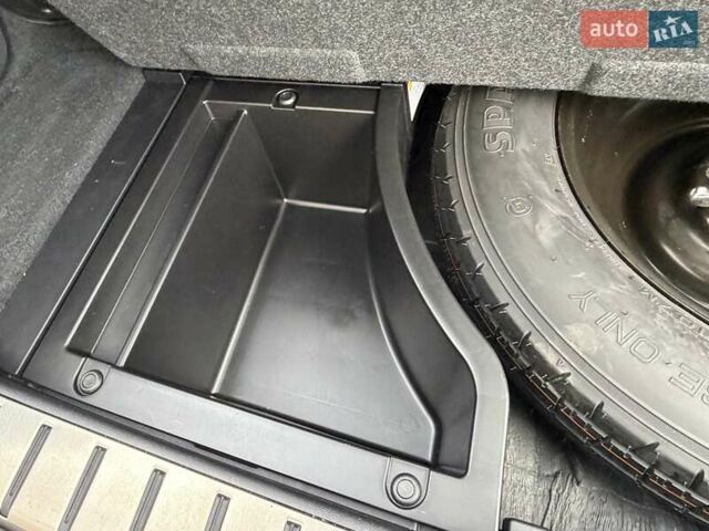 Чорний Лексус РХ, об'ємом двигуна 3.46 л та пробігом 47 тис. км за 44700 $, фото 51 на Automoto.ua