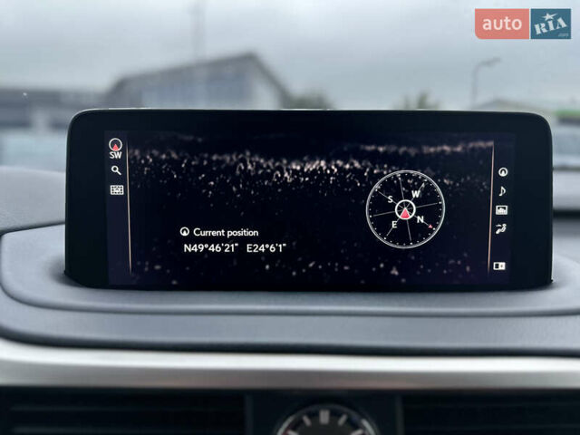 Чорний Лексус РХ, об'ємом двигуна 3.46 л та пробігом 60 тис. км за 49999 $, фото 18 на Automoto.ua