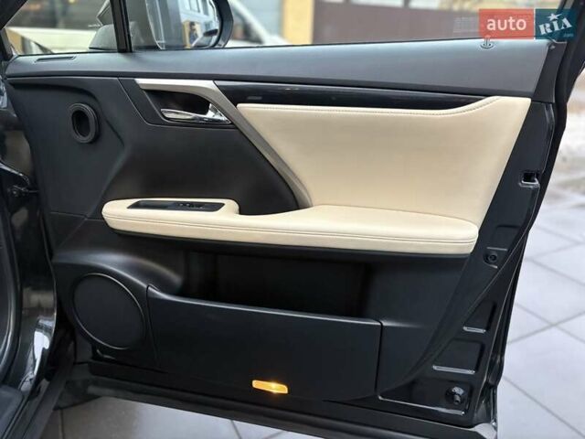 Черный Лексус РХ, объемом двигателя 2 л и пробегом 159 тыс. км за 38900 $, фото 22 на Automoto.ua