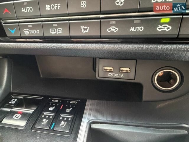 Черный Лексус РХ, объемом двигателя 3.46 л и пробегом 51 тыс. км за 42000 $, фото 47 на Automoto.ua