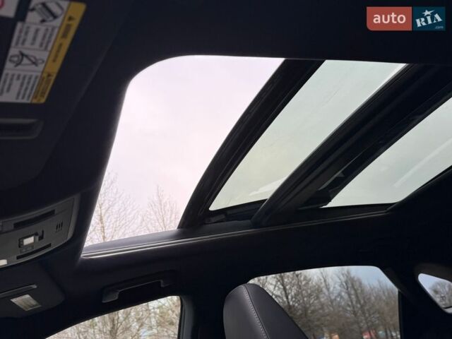 Черный Лексус РХ, объемом двигателя 3.46 л и пробегом 51 тыс. км за 42000 $, фото 79 на Automoto.ua