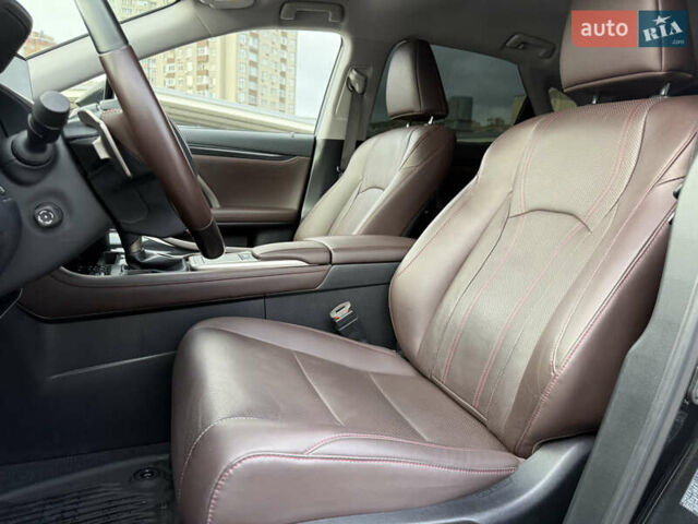 Черный Лексус РХ, объемом двигателя 3.46 л и пробегом 25 тыс. км за 50999 $, фото 67 на Automoto.ua