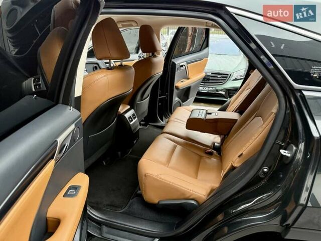 Черный Лексус РХ, объемом двигателя 2 л и пробегом 60 тыс. км за 46900 $, фото 38 на Automoto.ua