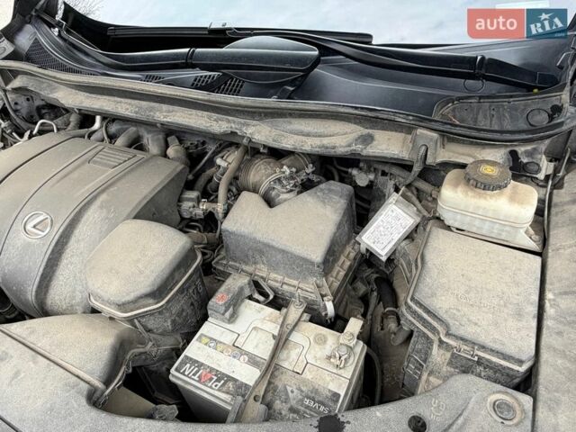 Черный Лексус РХ, объемом двигателя 3.46 л и пробегом 51 тыс. км за 42000 $, фото 55 на Automoto.ua